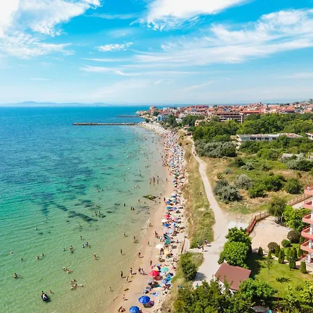Apartament Riviera *